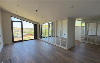 Uskumruköy de Yeni Projede Taşınmaya Hazır Sıfır Tripleks Villa