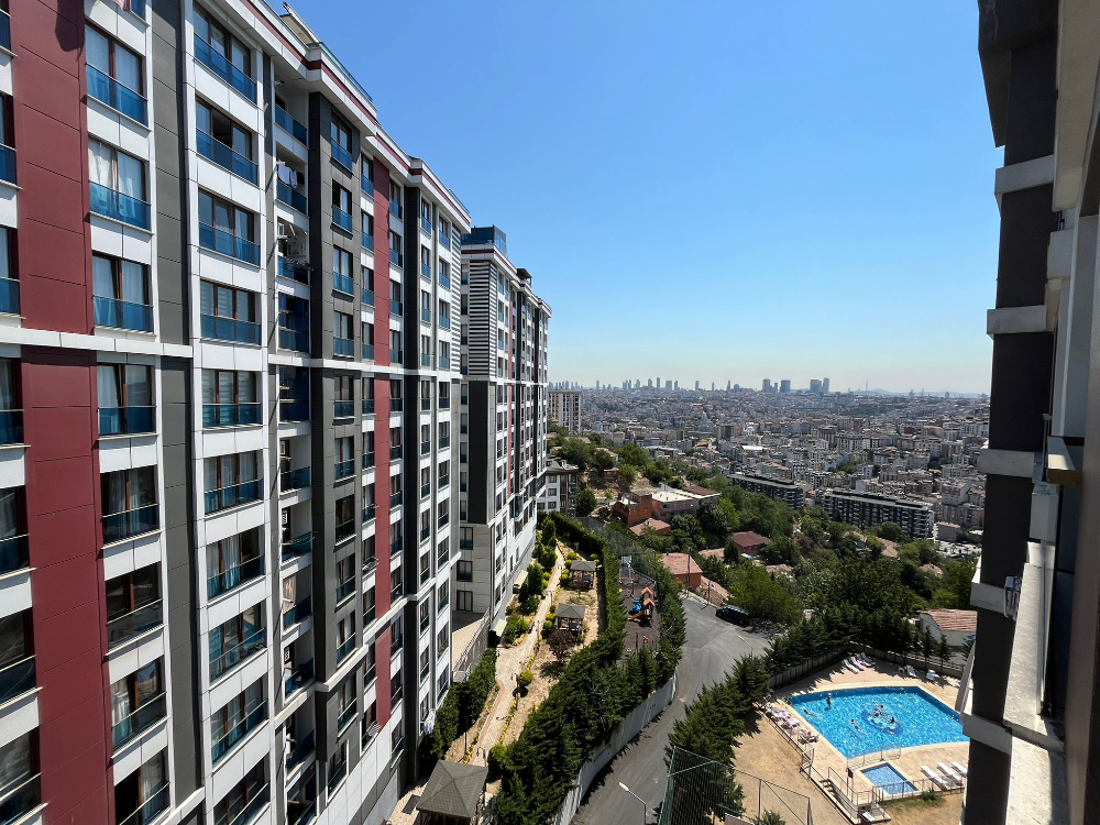 Eyüp Karadolap Mh. Hisar Panorama Satılık Havuz Manzaralı 2+1