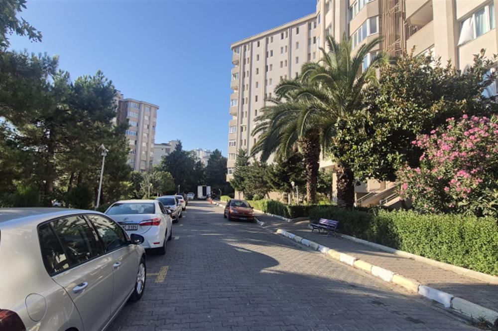 KARTAL YAKACIK YENİ MAHALLE – YAKAKENT SİTESİ’NDE 2+1 KİRALIK DAİRE