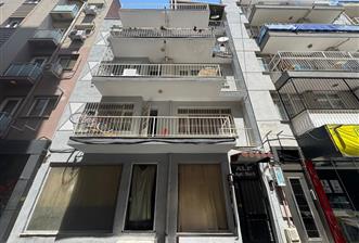 Bornova Küçük Park'ta Eşyalı Kiralık 3+1 Daire