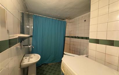 Bornova Küçük Park'ta Eşyalı Kiralık 3+1 Daire
