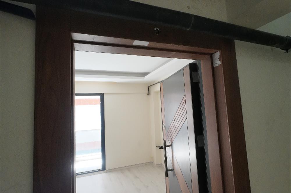 1258890421 Pusula' dan Seyrek' te Kiralık 1+1 