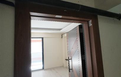1258890421 Pusula' dan Seyrek' te Kiralık 1+1 