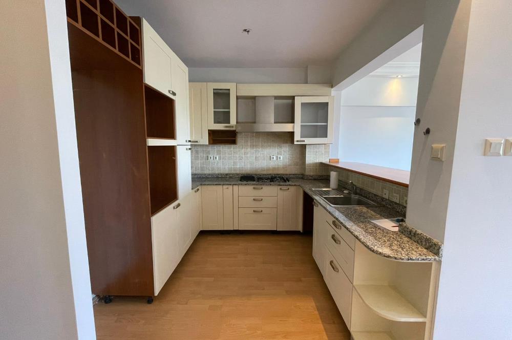 Rumelihisarı Satılık 3+1 Daire Boğaz Manzara Boğaziçi Üni. Yanı