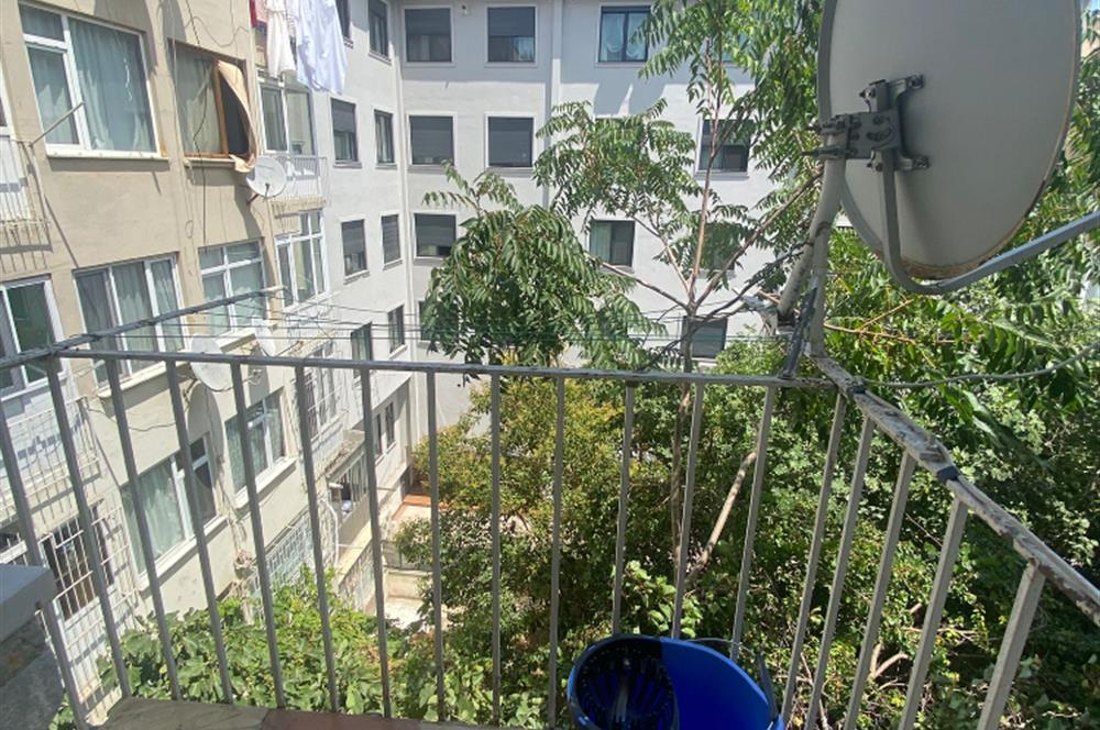 BAKIRKÖY ZEYİTNLİK'TE MARMARAYA YAKIN KİRALIK DAİRE