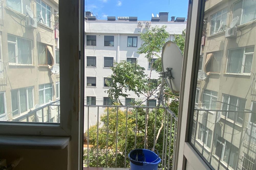 BAKIRKÖY ZEYİTNLİK'TE MARMARAYA YAKIN KİRALIK DAİRE
