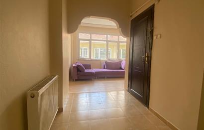 BAKIRKÖY ZEYİTNLİK'TE MARMARAYA YAKIN KİRALIK DAİRE
