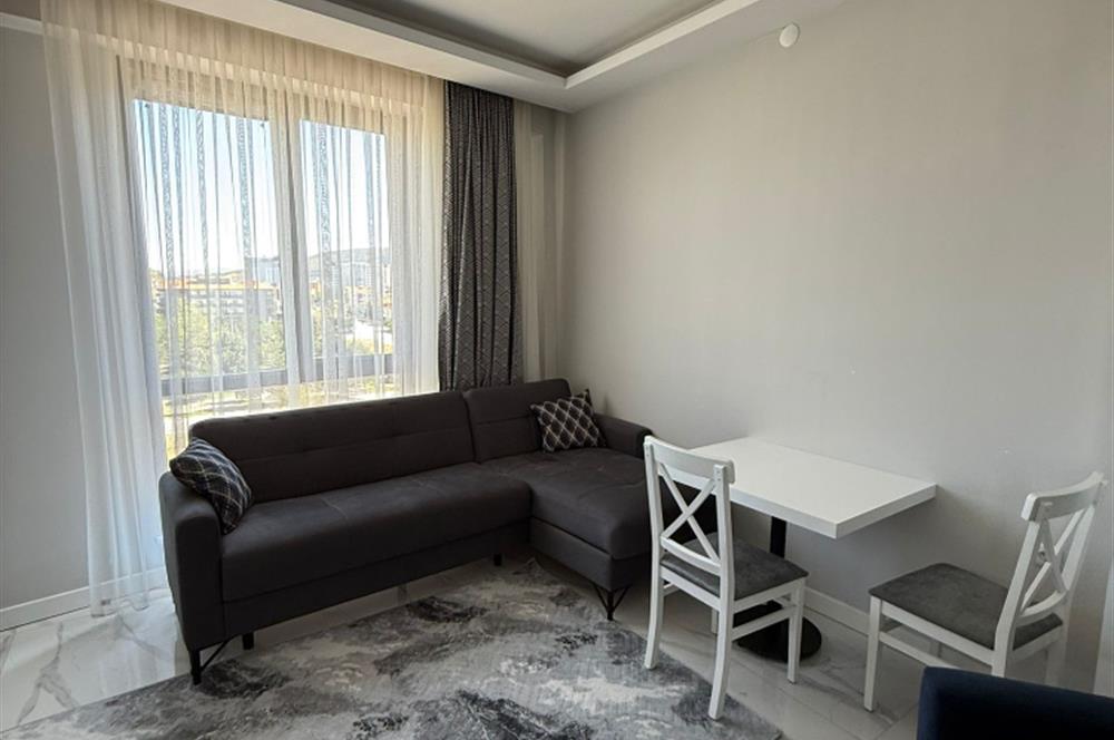 CENTURY21 PLUS'DAN OSMANGAZİ MAH.2+1 SATILIK EŞYALI TEMİZ DAİRE