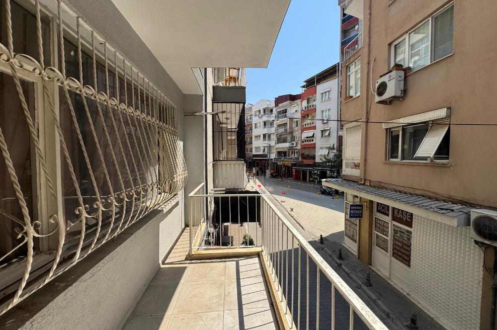 Bornova Küçük Park'ta Eşyalı Kiralık 3+1 Daire