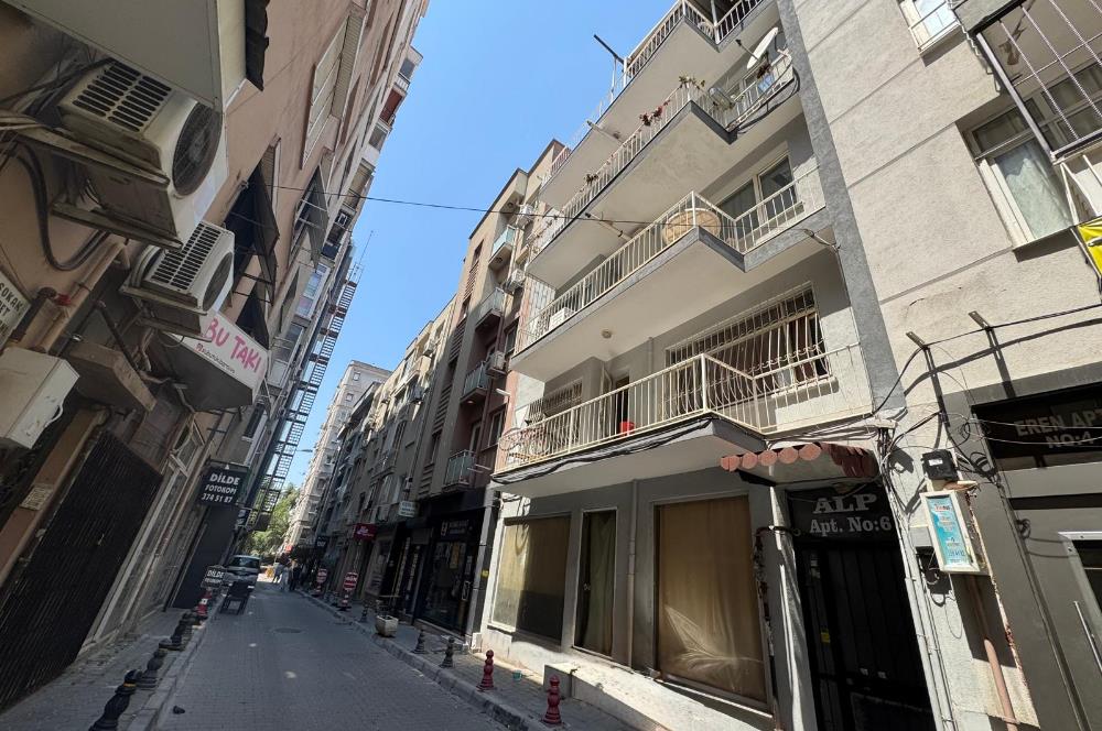 Bornova Küçük Park'ta Eşyalı Kiralık 3+1 Daire