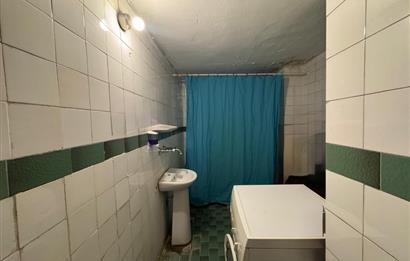 Bornova Küçük Park'ta Eşyalı Kiralık 3+1 Daire