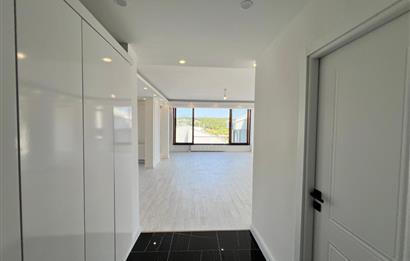 Uskumruköyde Özel Dekorasyonlu 4+2 Satılık Villa