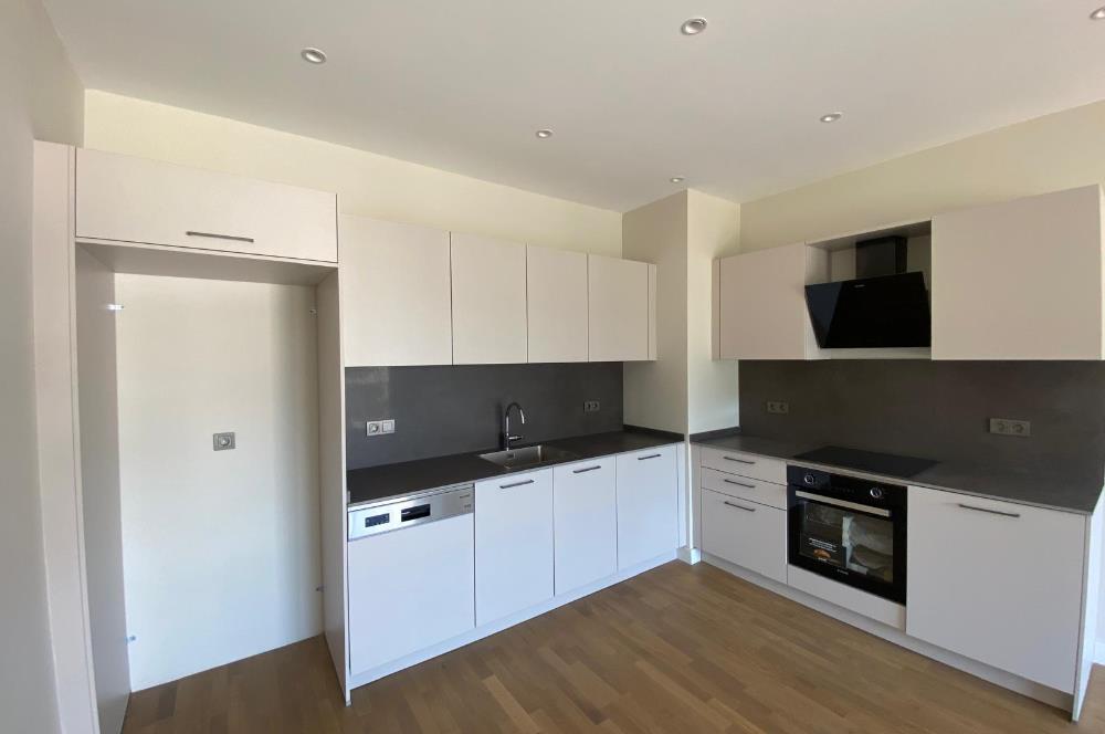Kağıthane Merkezde SebaCasa Sitesinde Satılık 2+1 Daire