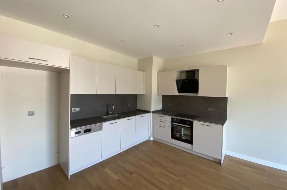 Kağıthane Merkezde SebaCasa Sitesinde Satılık 2+1 Daire