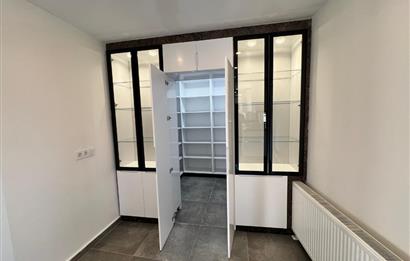 Uskumruköyde Özel Dekorasyonlu 4+2 Satılık Villa