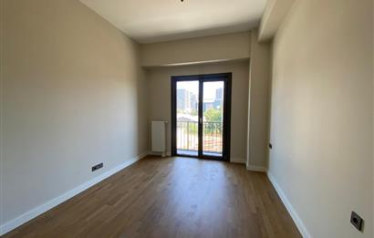 Kağıthane Merkezde SebaCasa Sitesinde Satılık 2+1 Daire