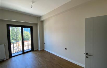 Kağıthane Merkezde SebaCasa Sitesinde Satılık 2+1 Daire