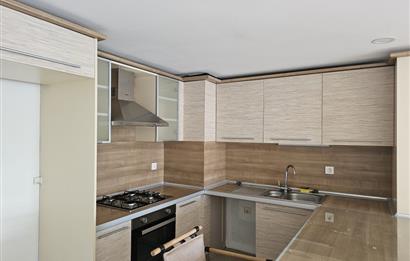 ÇAM KOZA COURT SİTESİ GENİŞ BALKONLU 1+1 KİRALIK DAİRE