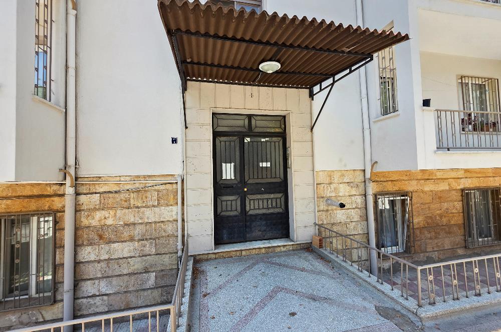 Cebeci Süngübayırı Caddesi Muhteşem Konumlu Satılık 2+1 Daire
