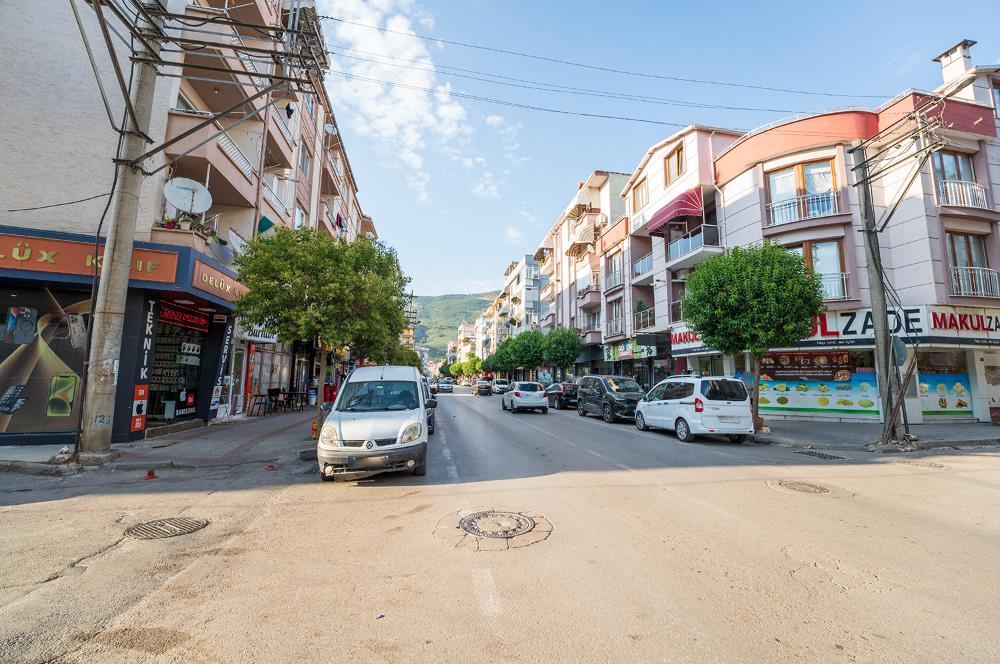 C21 Cius; Hürriyet Caddesinde Kat Mülkiyetli 2+1 Satılık Daire