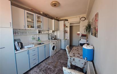 SIRAKAPILAR MAHALLESİNDE SATILIK 3+1 DAİRE