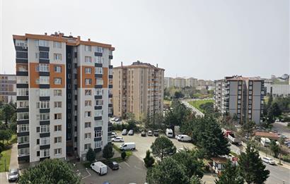 ÇAM KOZA COURT SİTESİ GENİŞ BALKONLU 1+1 KİRALIK DAİRE