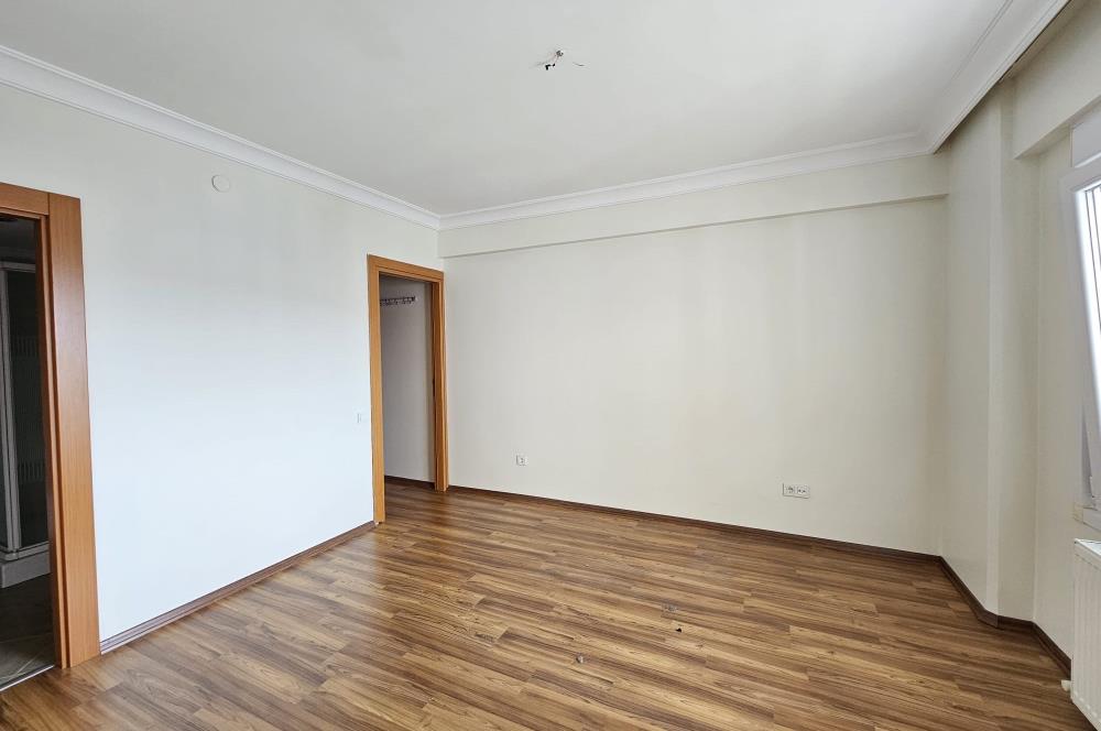 ÇAM KOZA COURT SİTESİ GENİŞ BALKONLU 1+1 KİRALIK DAİRE