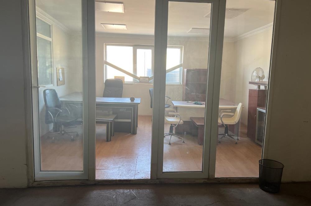 HADIMKÖY ÖMERLİ'DE 400M2 TEK KAT DÜZ GİRİŞLİ BOŞ DEPO-İMALATHANE
