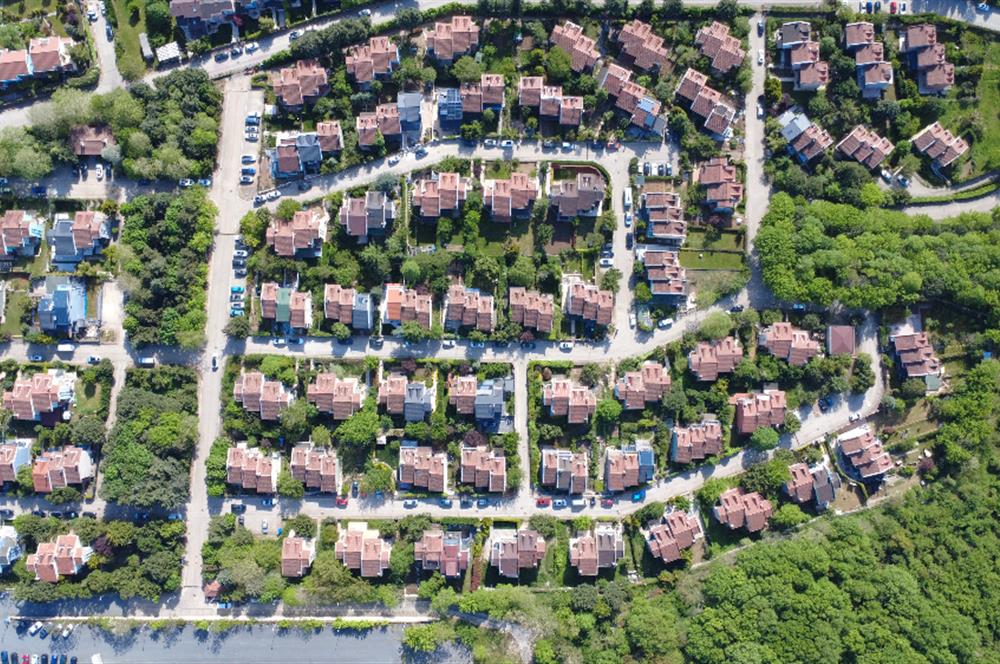 Zekeriyaköy'de Yatırımlık Lüks 5+2 Villa - Özel Dekorasyonlu