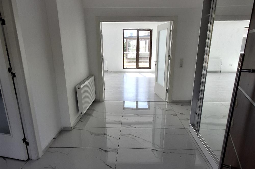 ALACAATLIDA 5+1 NET 360m2 VİLLA