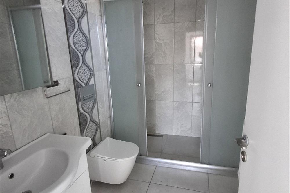 ALACAATLIDA 5+1 NET 360m2 VİLLA