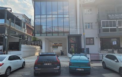 ÇAMLIK'TA PRESTİJLİ KONUMDA KİRALIK İŞYERİ