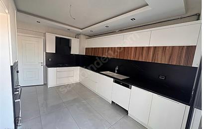 ŞEMİKLER MAHALLESİNDE RISING RESIDENCE 3+1 SATILIK DAİRE