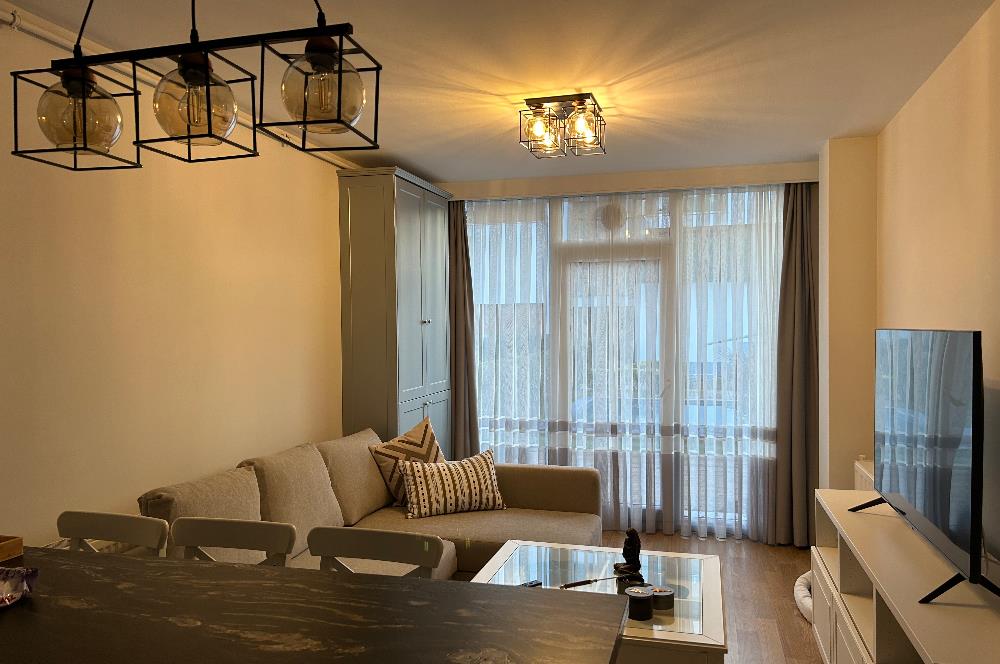 KONSEPT'İN EN ŞIK EVİ EŞYALI YENİLENMİŞ HARİKA BAHÇE KATI