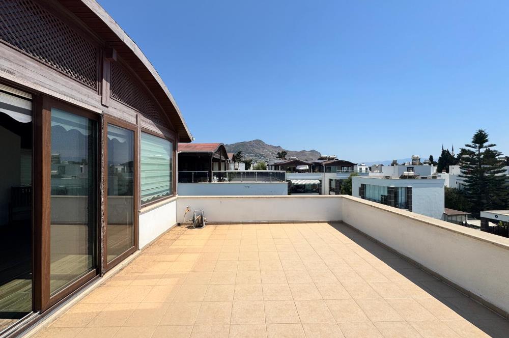 Turgutreis Bahçelievler Denize 200 metre Büyük Dubleks Daire