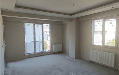 SULTANBEYLİ MERKEZDE METRO DURAGINA YAKIN SATILIK DAİRE