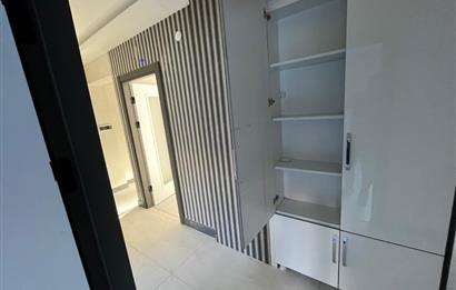 SÜVARİDE SIFIR BİNA KAT DA GENİŞ 3+1 DAİRE