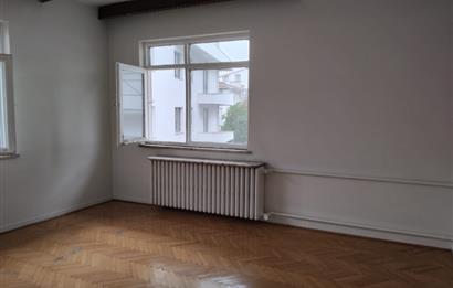 ÇANKAYA YUKARIBAHÇELİEVLER MAH. 3+1 BOŞ SATILIK DAİRE