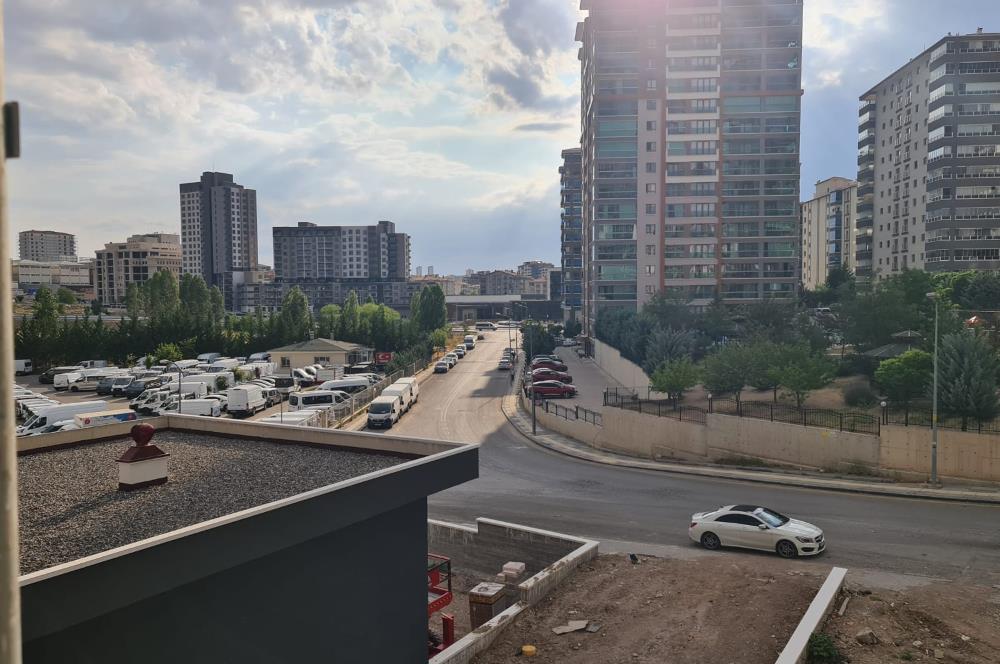 PURSAKLAR HAVA ALANI PROTOKOL YOLUNDA SATILIK 2+1 DAİRE