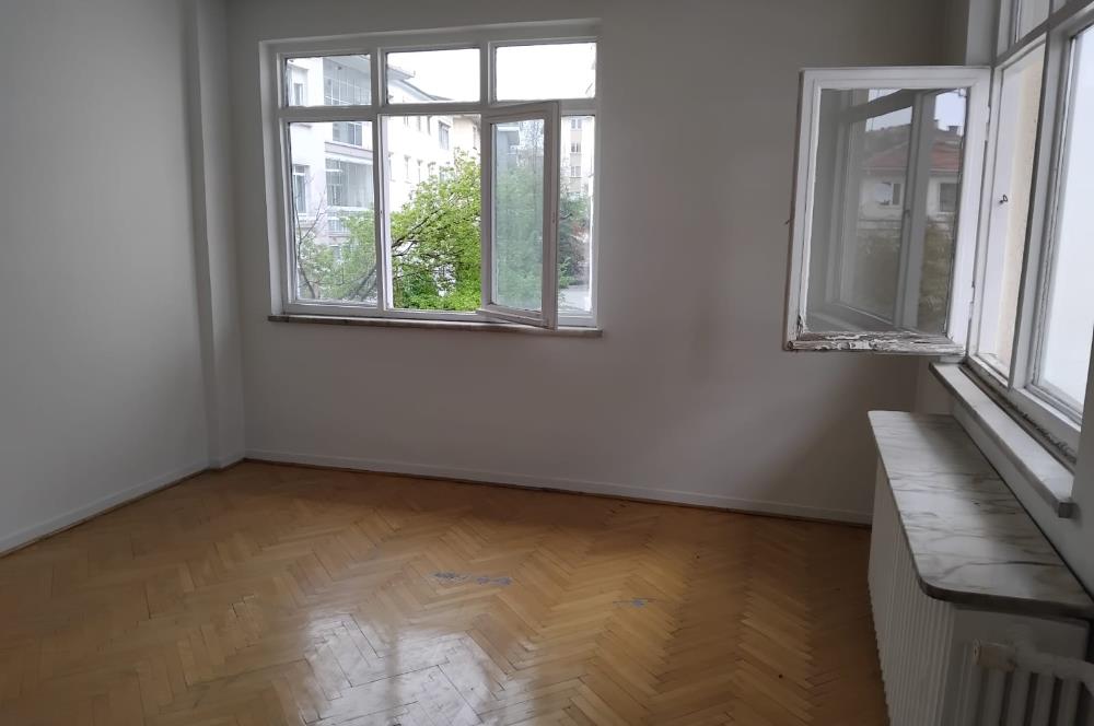 ÇANKAYA YUKARIBAHÇELİEVLER MAH. 3+1 BOŞ SATILIK DAİRE