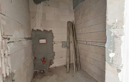 ÇUBUK DUMLUPINAR HAVAAALANI PROTOKOL YOLUNDA SATILIK 1+1 DAİRE