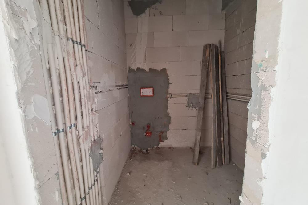 ÇUBUK DUMLUPINAR HAVAAALANI PROTOKOL YOLUNDA SATILIK 1+1 DAİRE