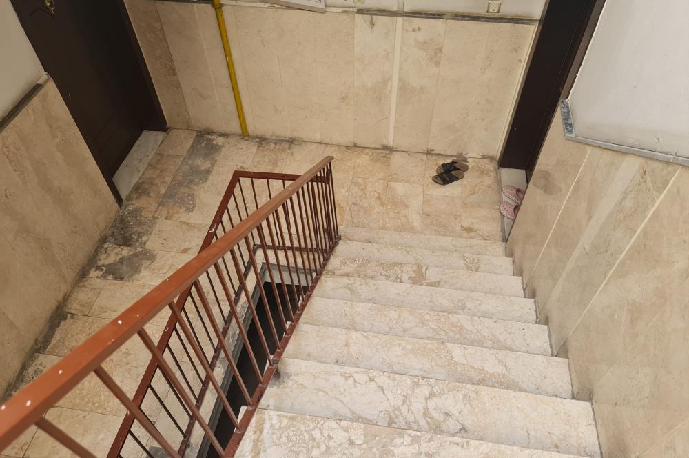 ETİMESGUT İSTASYON MAHALLESİ BAĞLICA CADDESİ ÜZERİNDE