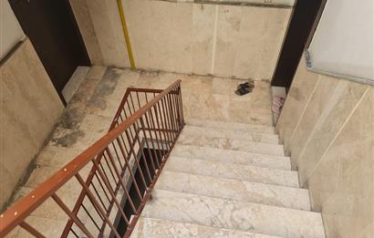 ETİMESGUT İSTASYON MAHALLESİ BAĞLICA CADDESİ ÜZERİNDE