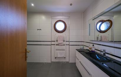 KURTKÖY PARK EVLERİ KİRALIK 5+2 VİLLA