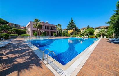 KURTKÖY PARK EVLERİ KİRALIK 5+2 VİLLA
