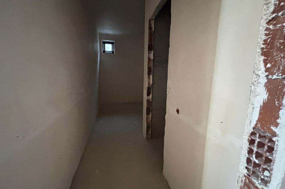 DOĞAYLA İÇ İÇE ŞEHİRDEN UZAK GÖLBAŞI KARŞIYAKA'DA 6+1 VİLLA