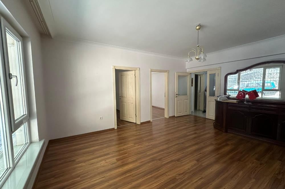 ÇANKAYA YAVUZEVLER SOKAK'TA BAKIMLI, TEMİZ 3+1 KİRALIK DAİRE