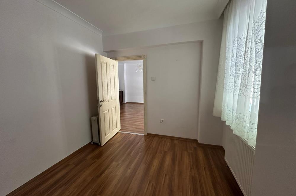 ÇANKAYA YAVUZEVLER SOKAK'TA BAKIMLI, TEMİZ 3+1 KİRALIK DAİRE