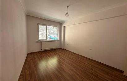ÇANKAYA YAVUZEVLER SOKAK'TA BAKIMLI, TEMİZ 3+1 KİRALIK DAİRE
